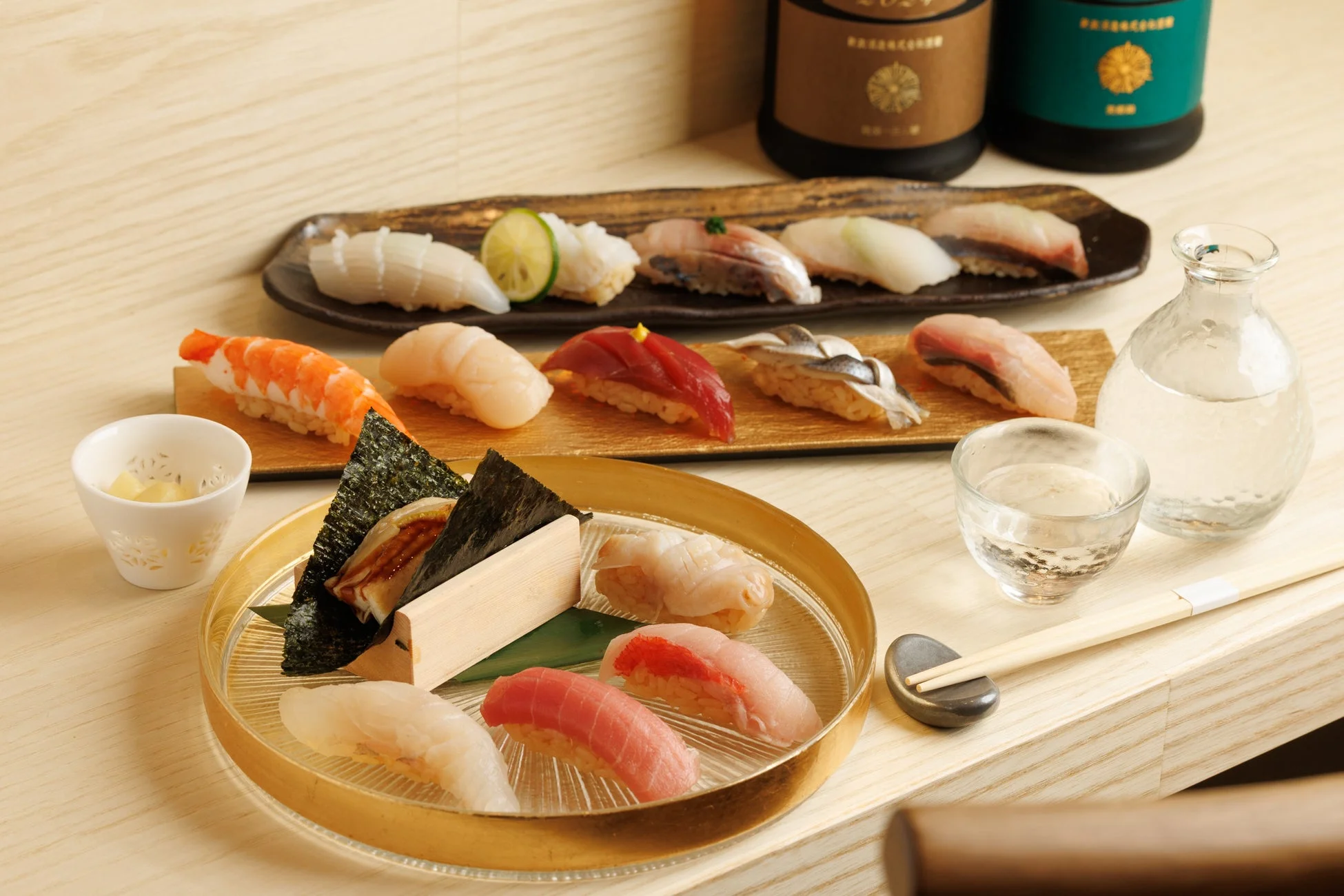 豪華な握り寿司の盛り合わせ