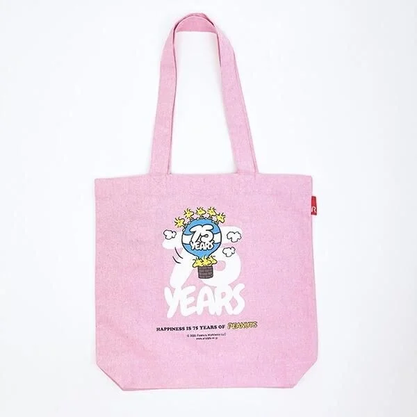 ピンクのトートバッグ