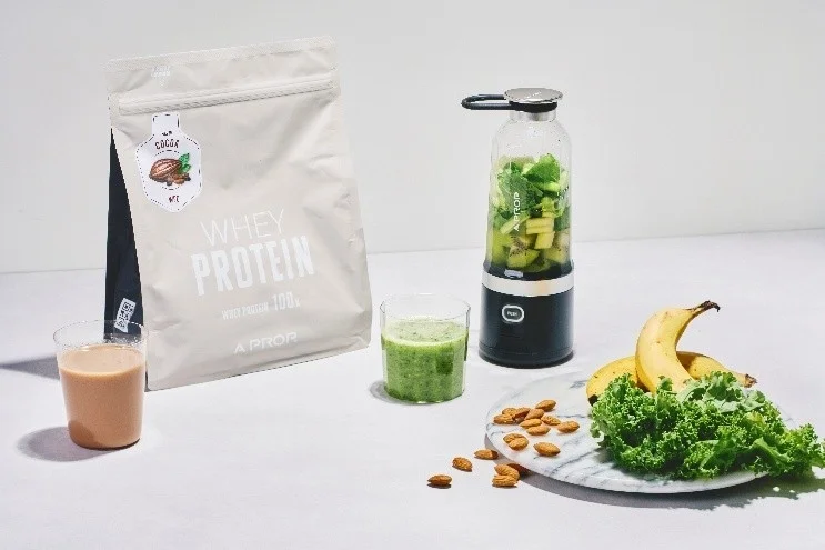 健康的なスムージー作りを提案する画像