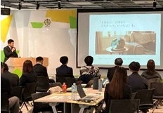 プレゼンテーション風景