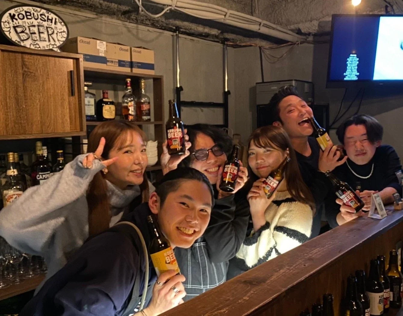 交流を楽しむ人々